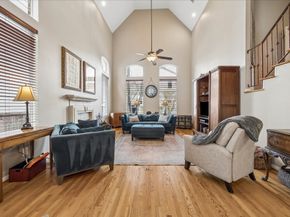 5401 Floyd Street, Houston TX 77007