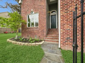 5401 Floyd Street, Houston TX 77007