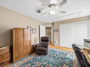 5401 Floyd Street, Houston TX 77007