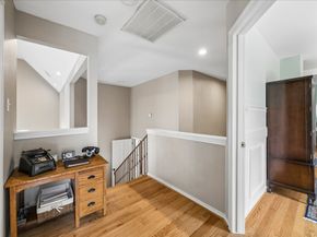 5401 Floyd Street, Houston TX 77007