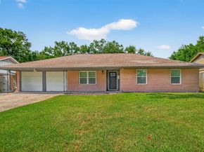 9642 Meadowglen Lane, Houston TX 77063