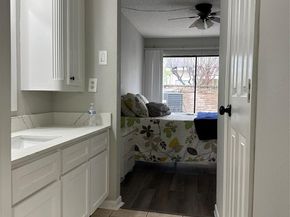 6103 Ludington Drive 4942, Houston TX 77035