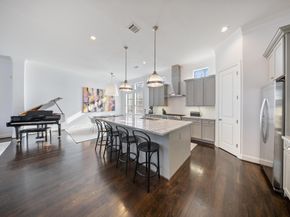 4824 La Branch St B, Houston TX 77004