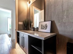 207 W 33rd Street, Houston TX 77018