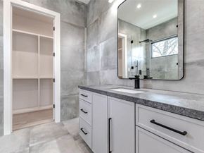 207 W 33rd Street, Houston TX 77018