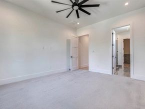 207 W 33rd Street, Houston TX 77018