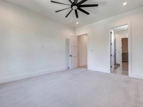 207 W 33rd Street, Houston TX 77018