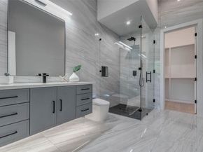 207 W 33rd Street, Houston TX 77018