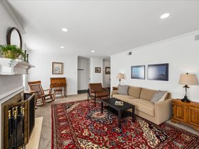 1601 S Shepherd Drive 216, Houston TX 77019