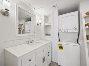 1601 S Shepherd Drive 216, Houston TX 77019