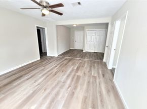 10329 Wicklowe Street, Houston TX 77016