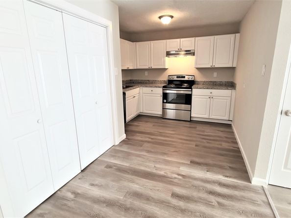 10329 Wicklowe Street, Houston TX 77016