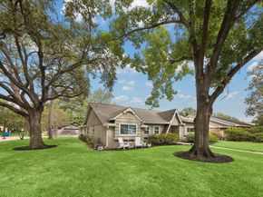 10050 Locke Lane, Houston TX 77042