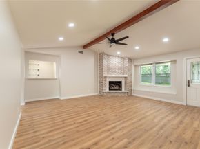 6119 S Braeswood Boulevard, Houston TX 77096