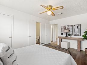 7148 Crownwest Street 7148, Houston TX 77072