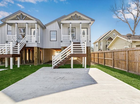 7222 Philibert Lane A/B, Houston TX 77028