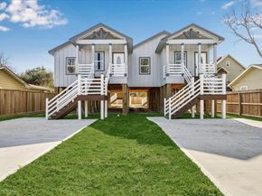 7222 Philibert Lane A/B, Houston TX 77028