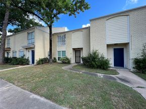 6200 W Tidwell Road 902, Houston TX 77092