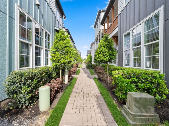 614 Delmar Street, Houston TX 77023