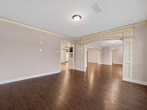 5422 Willowbend Boulevard, Houston TX 77096