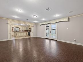 5422 Willowbend Boulevard, Houston TX 77096