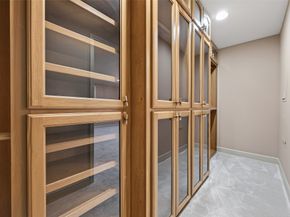 5422 Willowbend Boulevard, Houston TX 77096