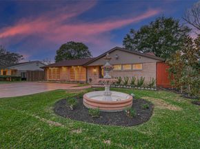 5422 Willowbend Boulevard, Houston TX 77096