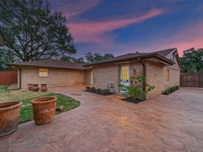 5422 Willowbend Boulevard, Houston TX 77096