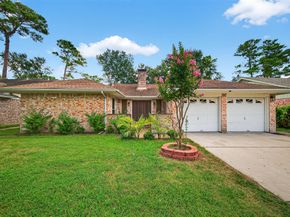 7259 Shady Arbor Lane, Houston TX 77040