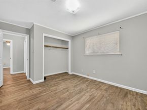 7259 Shady Arbor Lane, Houston TX 77040