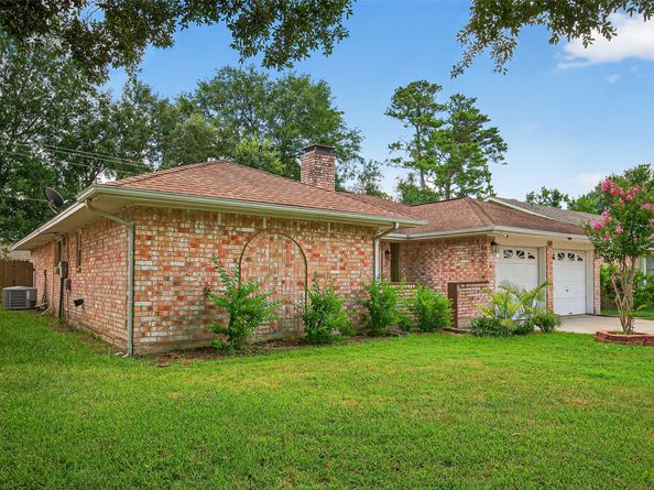 7259 Shady Arbor Lane, Houston TX 77040