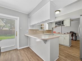 7259 Shady Arbor Lane, Houston TX 77040