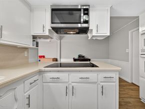 7259 Shady Arbor Lane, Houston TX 77040