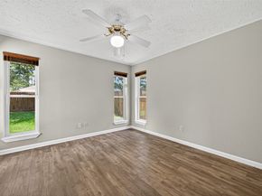 7259 Shady Arbor Lane, Houston TX 77040