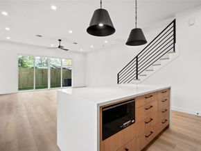 2409 Stuart Street, Houston TX 77004