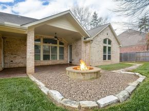 1821 Lily Meadows Drive, Conroe TX 77304