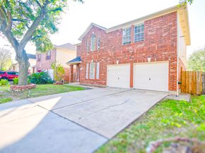 9338 Corner Oaks Lane, Houston TX 77036