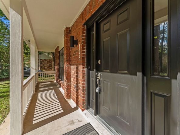 105 Eagle Rock Circle, The Woodlands TX 77381