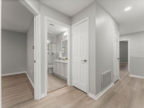 105 Eagle Rock Circle, The Woodlands TX 77381