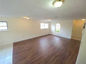 418 Texas Street, Tomball TX 77375