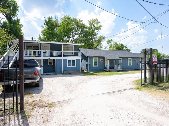 2232 Maurine Street, Houston TX 77039