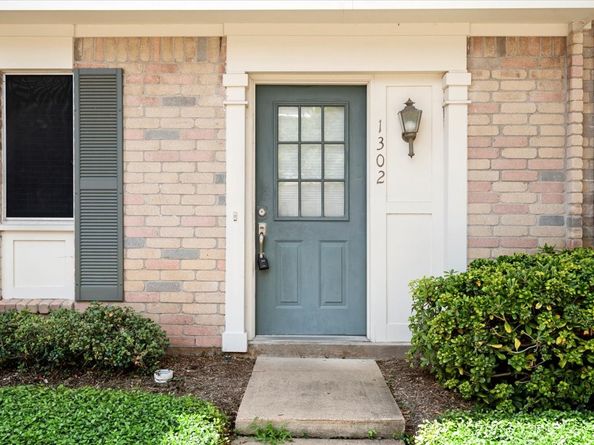 2810 Grants Lake Boulevard 1302, Sugar Land TX 77479