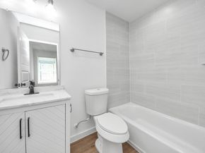 7312 Wileyvale Drive D, Houston TX 77016