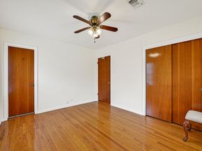 1235 Ansbury Drive, Houston TX 77018
