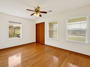 1235 Ansbury Drive, Houston TX 77018