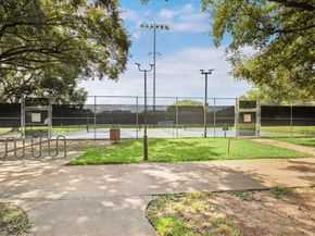 6011 Parkwood Place, Sugar Land TX 77479