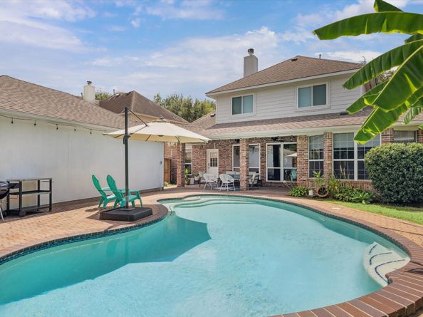 6011 Parkwood Place, Sugar Land TX 77479