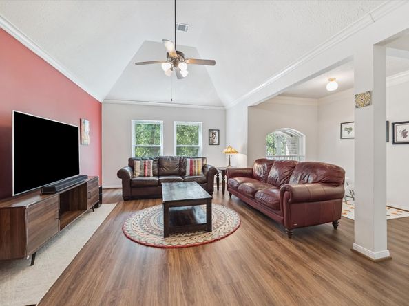 6011 Parkwood Place, Sugar Land TX 77479