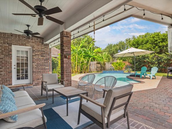 6011 Parkwood Place, Sugar Land TX 77479