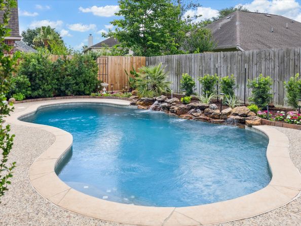 17531 Cypress Laurel Street, Houston TX 77095